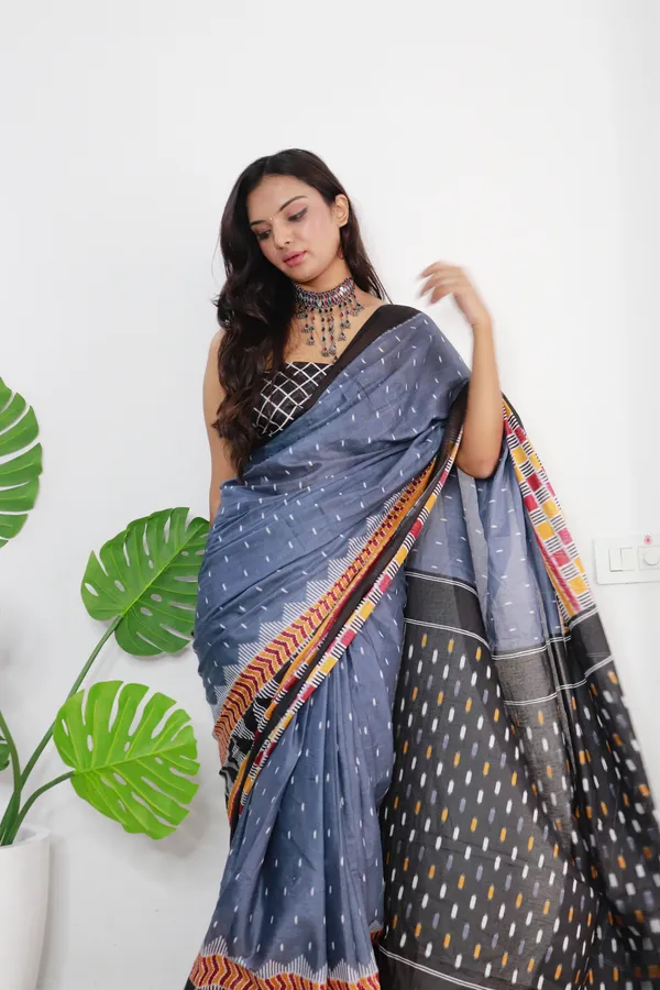 HANDICRAFT_WOMEN'S_Ikkat_PRINT_PURE_SOFT_COTTON_SAREE_WITH_BLOUSE_PIECE_With_Blouse_Piece
